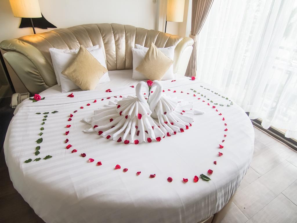Adore Riverside Hotel Phnom Penh Exterior foto